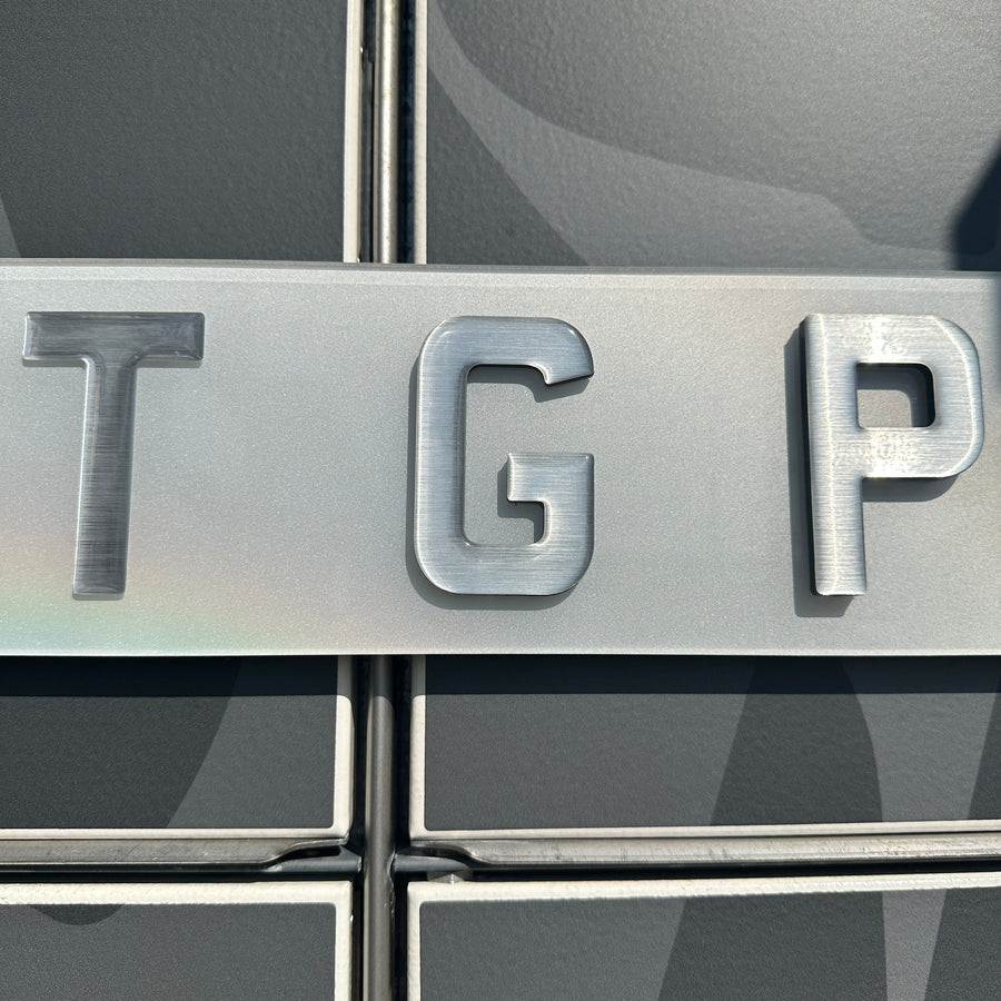 Brushed Silver Lettering - 3D/4D/5D - Show Plate