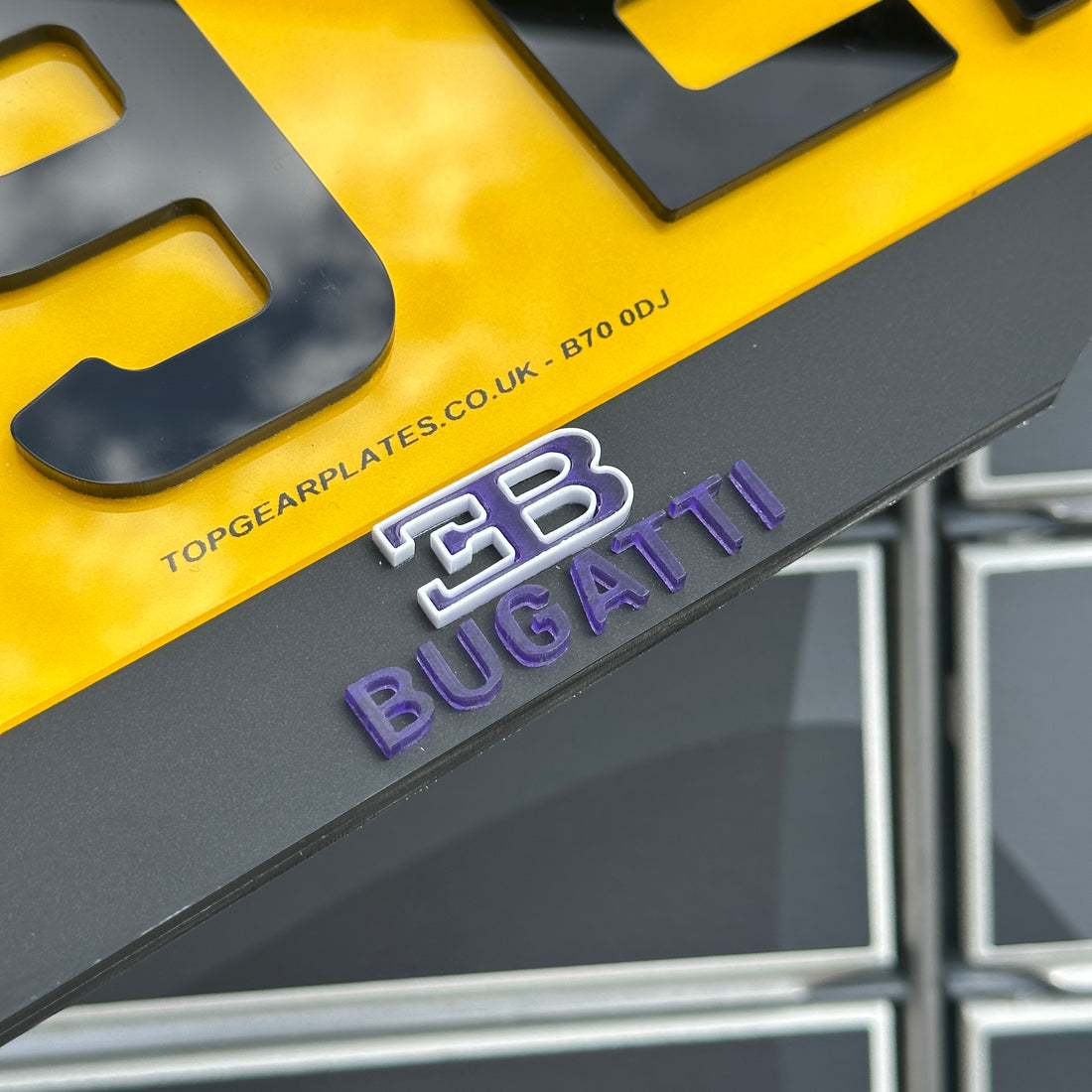 Bugatti Surround
