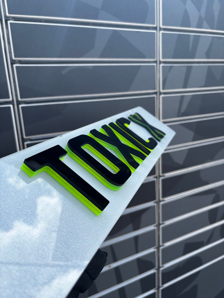 Toxic Coloured Show Plate