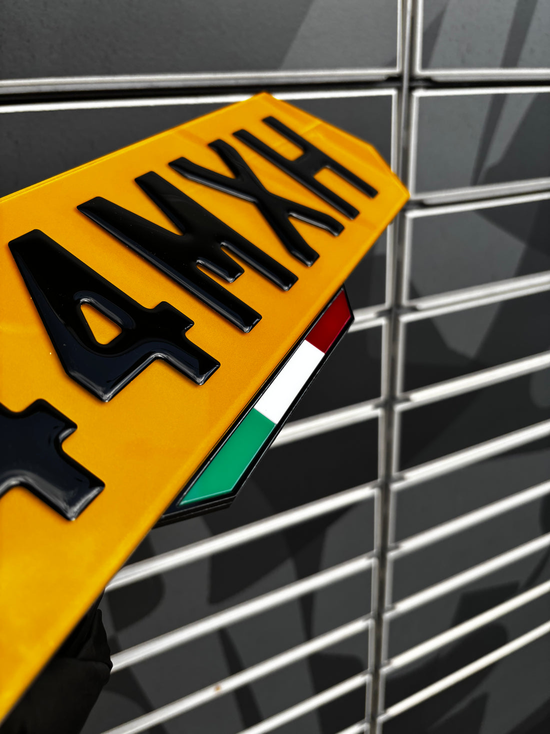 Flag Frameless Number Plate Surround - Please note only colour no Logo or Symbol